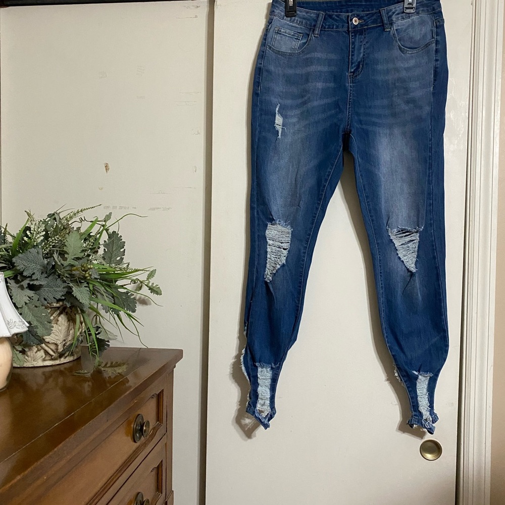 Women's Distressed Blue Jeans